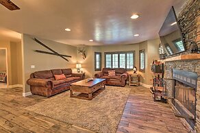 2-story Home w/ Grill: 4 Mi to Woodland Lake!