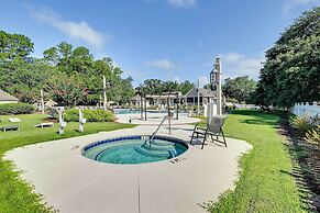 Charming Cottage Near Golf Courses & Marsh Walk!