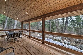 Cozy Homestead Cabin at Base of Columbia Mountain!