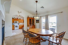 Flagstaff Home w/ Hot Tub & Mountain Views