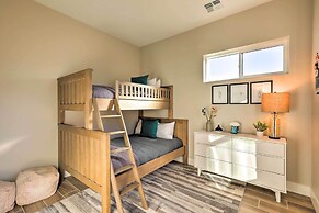 Flagstaff Home w/ Patios + Mount Humphries Views!