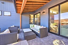 Flagstaff Home w/ Patios + Mount Humphries Views!