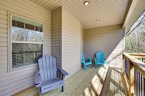 Biking Haven: Charming Bella Vista Home w/ Games!