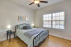 Biking Haven: Charming Bella Vista Home w/ Games!