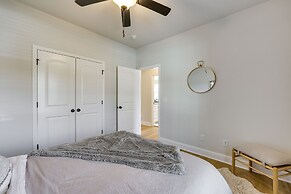 Biking Haven: Charming Bella Vista Home w/ Games!