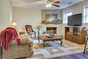 Cozy Candler Apartment Near Downtown Asheville!