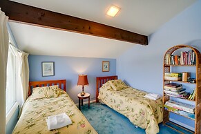 Bromley Mountain Escape w/ 2 Balconies: Hike & Ski