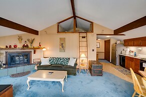 Bromley Mountain Escape w/ 2 Balconies: Hike & Ski