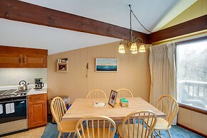 Bromley Mountain Escape w/ 2 Balconies: Hike & Ski