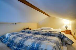 Bromley Mountain Escape w/ 2 Balconies: Hike & Ski