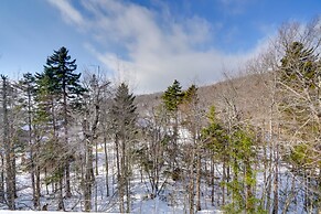 Bromley Mountain Escape w/ 2 Balconies: Hike & Ski