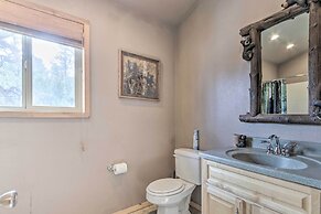 Cozy Heber-overgaard Cabin w/ Fire Pit, Game Room!