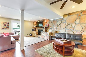 Deck & Boat Dock: Lakefront Getaway in Camdenton