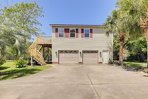 Waterfront Crystal Coast Vacation Rental w/ Deck!