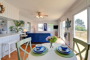 Waterfront Crystal Coast Vacation Rental w/ Deck!