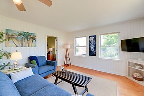 Waterfront Crystal Coast Vacation Rental w/ Deck!
