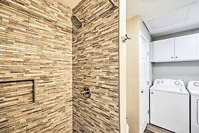 Eureka Springs Area Home w/ Porch, Grill!