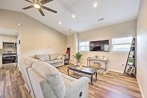 Eureka Springs Area Home w/ Porch, Grill!