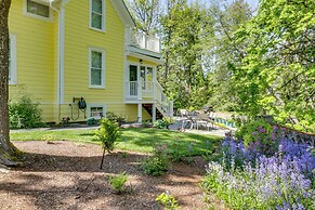 Historic Home Near Downtown Salem: Walk to Capitol