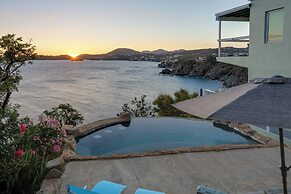 'sea La Vie' - Waterfront St Thomas Escape w/ Pool