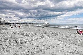 Murrells Inlet Home w/ 3 Decks - 1 Block to Beach!
