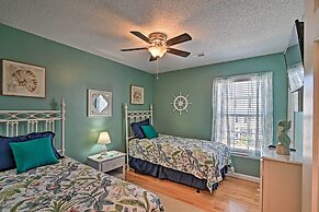 Murrells Inlet Home w/ 3 Decks - 1 Block to Beach!