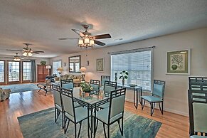 Murrells Inlet Home w/ 3 Decks - 1 Block to Beach!