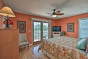 Murrells Inlet Home w/ 3 Decks - 1 Block to Beach!