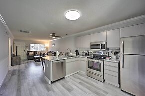 Updated Wilmington Retreat ~ 2 Miles to Uncw!