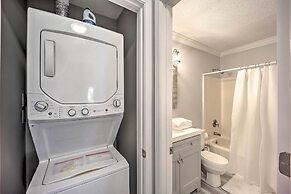 Updated Wilmington Retreat ~ 2 Miles to Uncw!