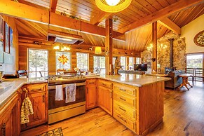 Waterfront Truckee Cabin on Donner Lake!