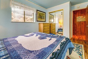 Waterfront Truckee Cabin on Donner Lake!