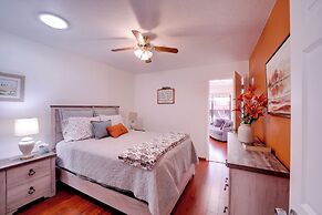 2 Mi to Whiskey Row: Tranquil Getaway w/ Deck!