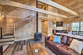 Cozy & Peaceful Waterfront Cabin on Porter Lake!
