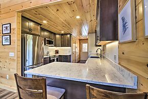 Cozy & Peaceful Waterfront Cabin on Porter Lake!