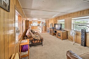 Roosevelt Retreat w/ Fire Pit ~ 3 Mi to Lake!