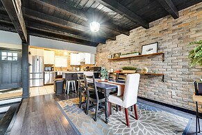 Mtn-view Gem w/ Deck & Hot Tub in Tannersville