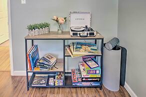 Dog-friendly Fayetteville Home w/ Hot Tub!