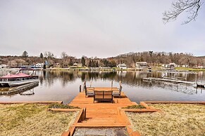 Cozy Castleton Cabin With Fire Pit + Water Access!