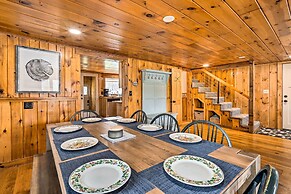 Cozy Castleton Cabin With Fire Pit + Water Access!