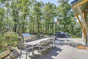 'the Glabin: Garrison Gem w/ Hot Tub & Fire Pit