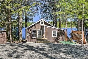 Pet-friendly Ellsworth Cottage on Branch Lake