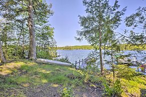 Pet-friendly Ellsworth Cottage on Branch Lake