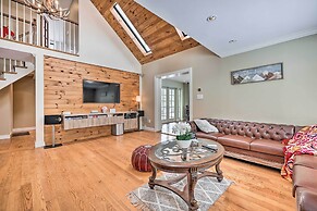 Poconos Cottage w/ Sauna ~ 10 Mi to Camelback!