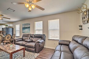 Pet-friendly Sierra Blanca Home in Downtown!