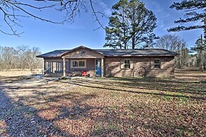 Secluded Boles Home Near River: Pets Welcome!