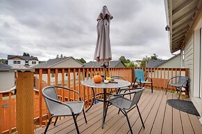 Springfield Apt w/ Deck + Central Location!