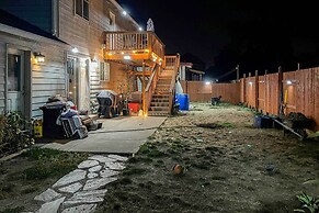 Springfield Apt w/ Deck + Central Location!