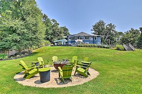 Southern Shores Retreat w/ Expansive Outdoor Space