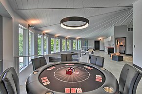 Southern Shores Retreat w/ Expansive Outdoor Space